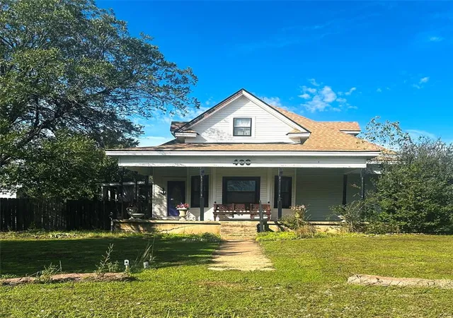 Single family home for sale at 409 N Locust Cor, Granite, OK 73547 | MLS# 1247018