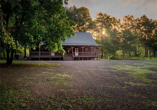 Photo 3 of Single family home for sale at 256 Wild Goose Rd, Broken Bow, OK 74728 | MLS# 1247023 | Listing updated on 2026-09-21
