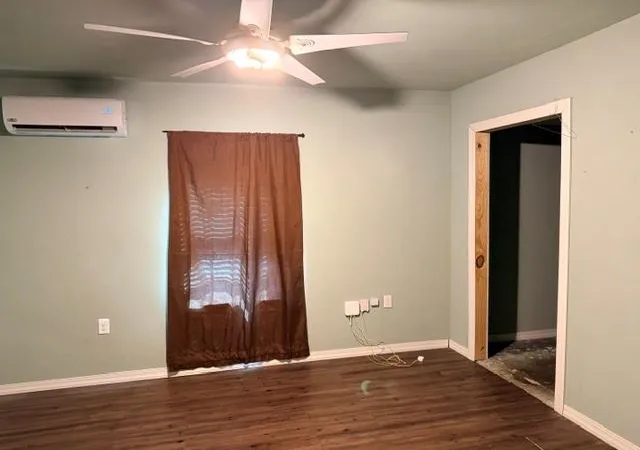 Photo 4 of Single family home for sale at 207 S Washington Ave, Elk City, OK 73644 | MLS# 1247025 | Listing updated on 2026-09-02