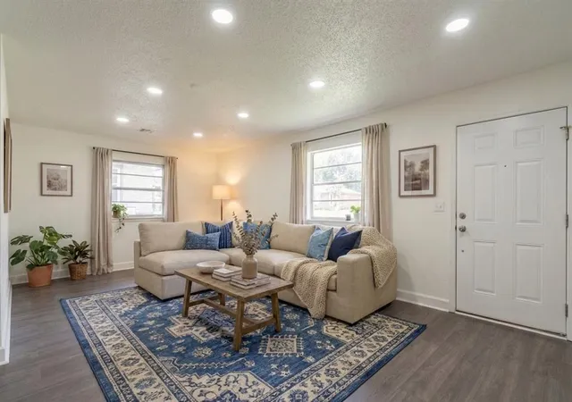 Photo 3 of Single family home for sale at 3916 S Youngs Pl, Oklahoma City, OK 73119 | MLS# 1247030 | Listing updated on 2026-09-01