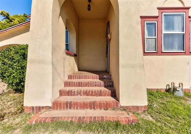 Photo 3 of Single family home for sale at 1106 Sunset Dr, El Reno, OK 73036 | MLS# 1247041 | Listing updated on 2026-10-23