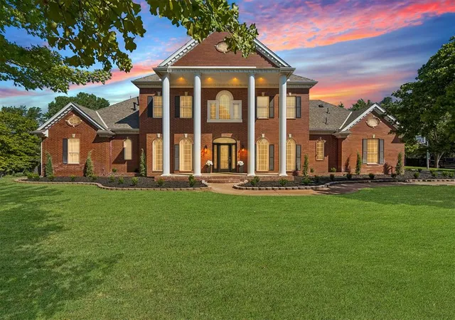 Photo 2 of Single family home for sale at 23390 Hunters Trl, Edmond, OK 73025 | MLS# 1247059 | Listing updated on 2026-09-30