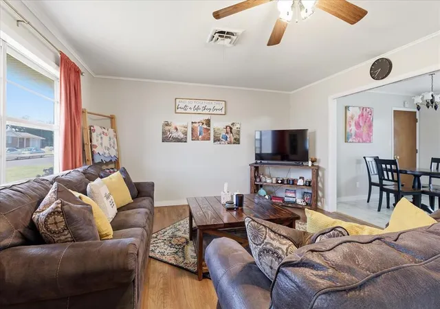 Photo 4 of Single family home for sale at 813 Standifer Rd, Elk City, OK 73644 | MLS# 1247061 | Listing updated on 2026-09-22