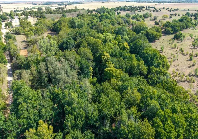 Photo 4 of House for sale at 0000 County Rd 1140, Lookeba, OK 73053 | MLS# 1247100 | Listing updated on 2026-10-08