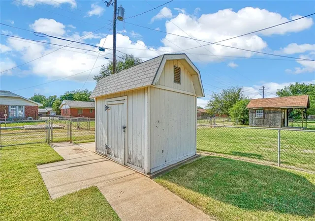 Photo 37 of Single family home for sale at 1909 N Flamingo Ln, Altus, OK 73521 | MLS# 1247108 | Listing updated on 2026-09-03