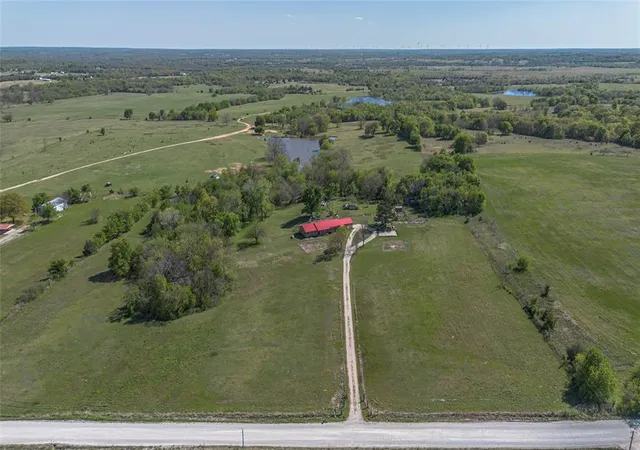 Photo 2 of Single family home for sale at 4045 County Rd 1510, Stratford, OK 74872 | MLS# 1247117 | Listing updated on 2026-09-02