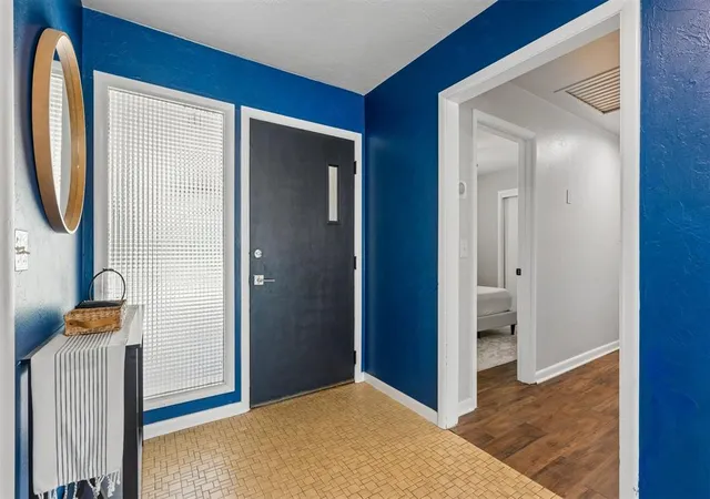 Photo 4 of Single family home for sale at 4052 NW 60th Street, Oklahoma City, OK 73112 | MLS# 1247122 | Listing updated on 2026-09-02