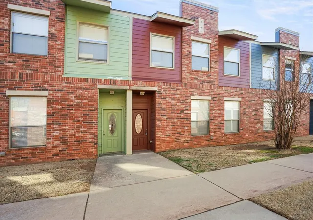 Condo for sale at 2161 Houston Ave, Norman, OK 73071 | MLS# 1247131