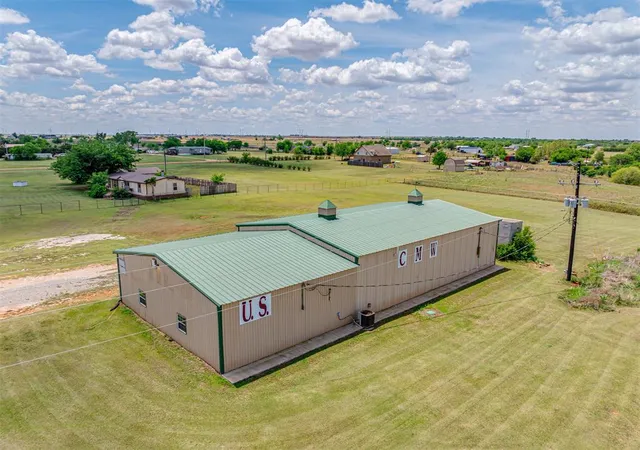 Photo 2 of Single family home for sale at 22556 N 2930 Road, Kingfisher, OK 73750 | MLS# 1247132 | Listing updated on 2026-09-02