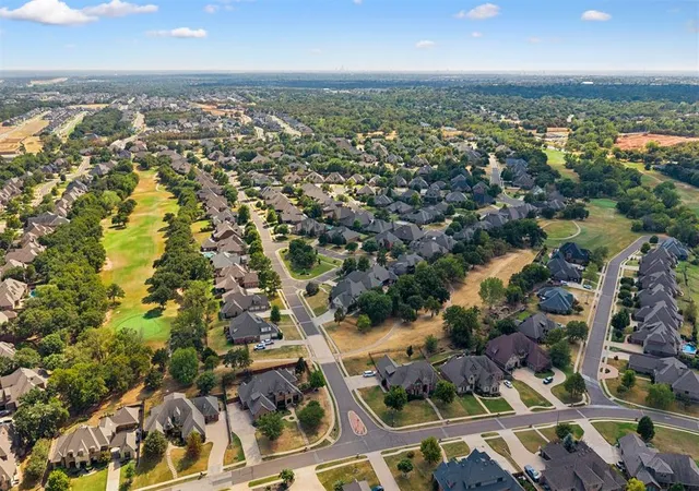 Photo 3 of Single family home for sale at 3108 Garden Hl Cir, Edmond, OK 73034 | MLS# 1247139 | Listing updated on 2026-09-18