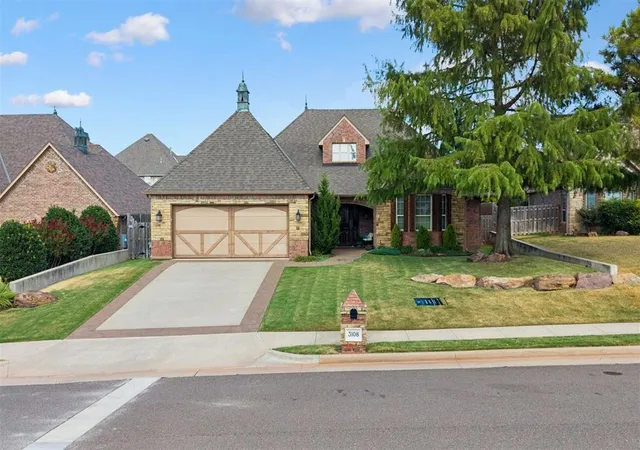 Photo 4 of Single family home for sale at 3108 Garden Hl Cir, Edmond, OK 73034 | MLS# 1247139 | Listing updated on 2026-09-18