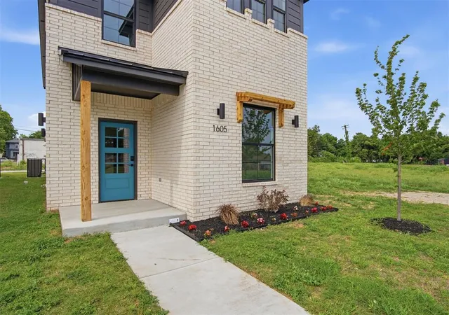 Photo 1 of Single family home for sale at 1605 NE 7th Street, Oklahoma City, OK 73117 | MLS# 1247149 | Listing updated on 2026-09-06