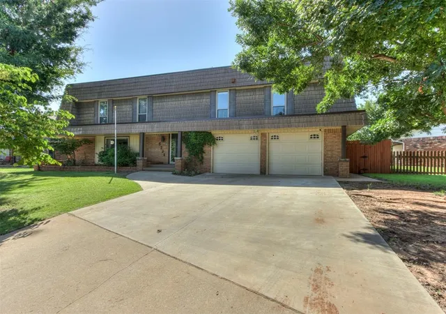 Photo 1 of Single family home for sale at 9220 Sutton Pl, Oklahoma City, OK 73132 | MLS# 1247167 | Listing updated on 2026-09-02