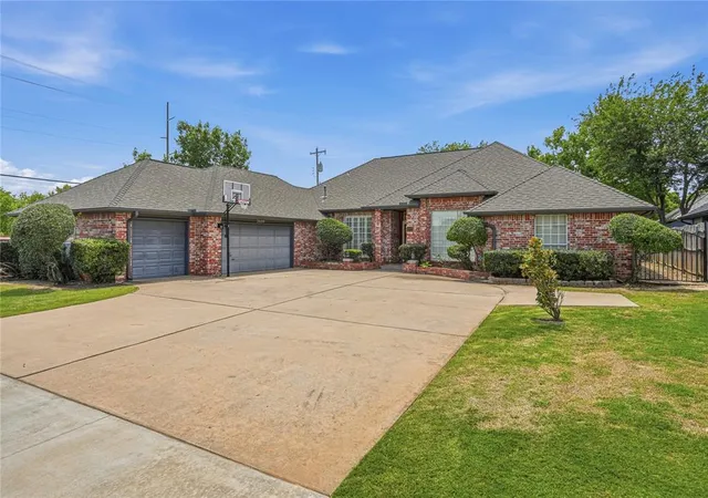 Photo 1 of Single family home for sale at 3600 Burlington Dr, Norman, OK 73072 | MLS# 1247174 | Listing updated on 2026-09-19
