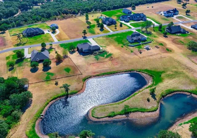 Photo 3 of Single family home for sale at 9393 Bear Crk Rd, Guthrie, OK 73044 | MLS# 1247180 | Listing updated on 2026-09-16