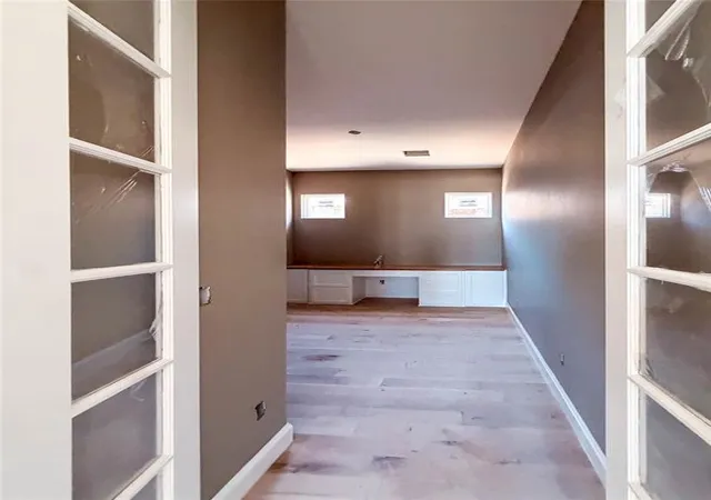 Photo 4 of Sale Pending at 1924 Paseo Pl, Edmond, OK 73034 | MLS# 1247181 | Listing updated on 2026-09-02
