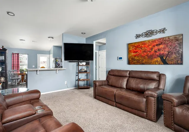 Photo 3 of Single family home for sale at 512 Se 5th Street, Newcastle, OK 73065 | MLS# 1247183 | Listing updated on 2026-09-22