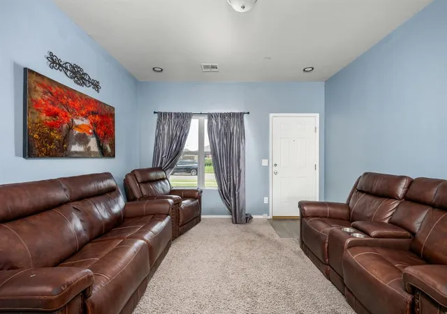 Photo 4 of Single family home for sale at 512 SE 5th Street, Newcastle, OK 73065 | MLS# 1247183 | Listing updated on 2026-09-22