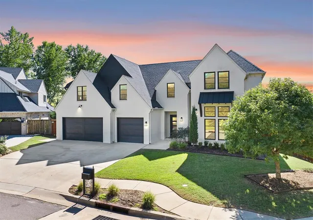 Photo 1 of Single family home for sale at 2208 Old Crk Rd, Edmond, OK 73034 | MLS# 1247184 | Listing updated on 2026-10-09