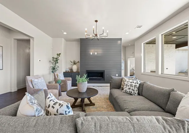 Photo 3 of Single family home for sale at 2208 Old Crk Rd, Edmond, OK 73034 | MLS# 1247184 | Listing updated on 2026-10-09