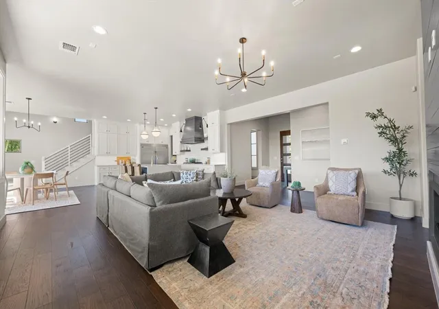 Photo 4 of Single family home for sale at 2208 Old Crk Rd, Edmond, OK 73034 | MLS# 1247184 | Listing updated on 2026-10-09