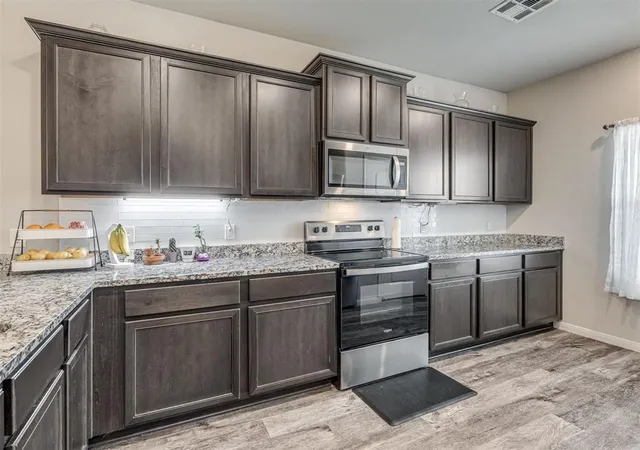 Photo 3 of Single family home for sale at 705 St James Pl, Newcastle, OK 73065 | MLS# 1247190 | Listing updated on 2026-09-02