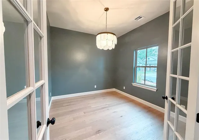 Photo 3 of Single family home for sale at 1916 Paseo Pl, Edmond, OK 73034 | MLS# 1247192 | Listing updated on 2026-10-08