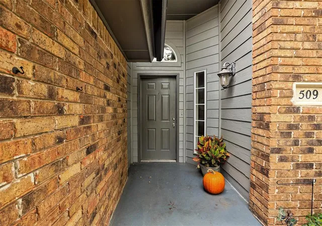 Photo 2 of Single family home for sale at 509 Nw 170th Street, Edmond, OK 73012 | MLS# 1247201 | Listing updated on 2026-10-08
