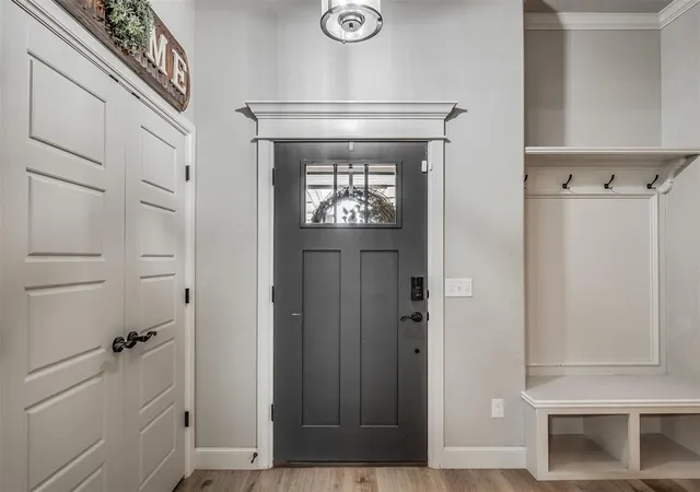 Photo 3 of Single family home for sale at 1915 Twisted Oak Ct, Shawnee, OK 74804 | MLS# 1247207 | Listing updated on 2026-09-05