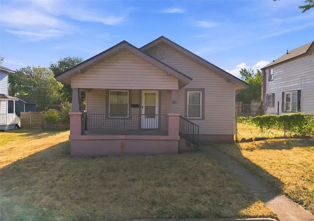 Photo 2 of Single family home for sale at 319 S 10th Street, Kingfisher, OK 73750 | MLS# 1247230 | Listing updated on 2026-09-03