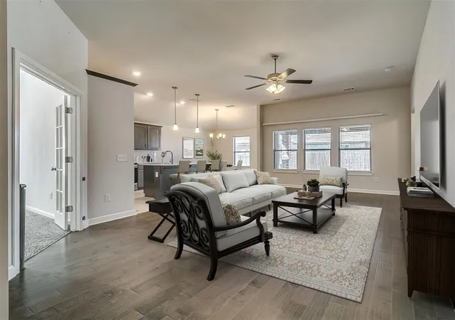 Photo 3 of Single family home for sale at 469 Nest Cir, Yukon, OK 73099 | MLS# 1247236 | Listing updated on 2026-10-08