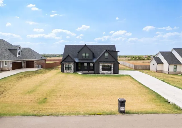 Photo 1 of Single family home for sale at 11588 Carefree Ln, Shawnee, OK 74804 | MLS# 1247244 | Listing updated on 2026-09-12