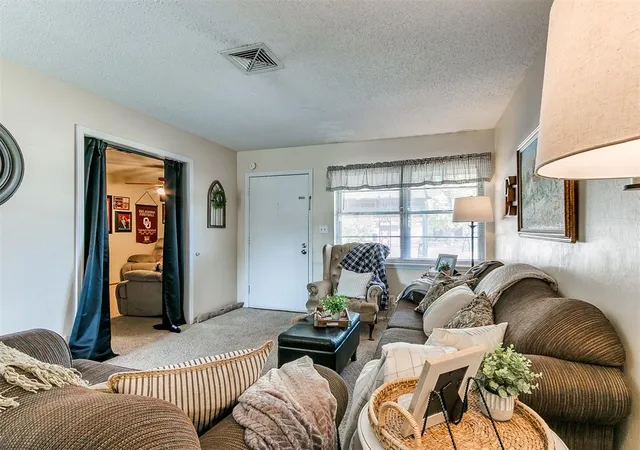 Photo 3 of Single family home for sale at 828 N Markwell Ave, Moore, OK 73160 | MLS# 1247251 | Listing updated on 2026-09-03
