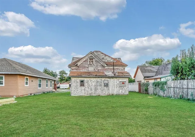 Photo 4 of Single family home for sale at 309 E Walnut St, Altus, OK 73521 | MLS# 1247268 | Listing updated on 2026-09-05