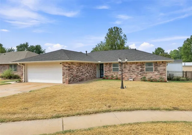 Photo 4 of Single family home for sale at 321 NE 12th Street, Newcastle, OK 73065 | MLS# 1247273 | Listing updated on 2026-09-08