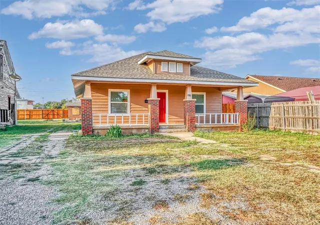 Sale Pending at 311 E Walnut St, Altus, OK 73521 | MLS# 1247274 | Listing updated on 2026-09-13