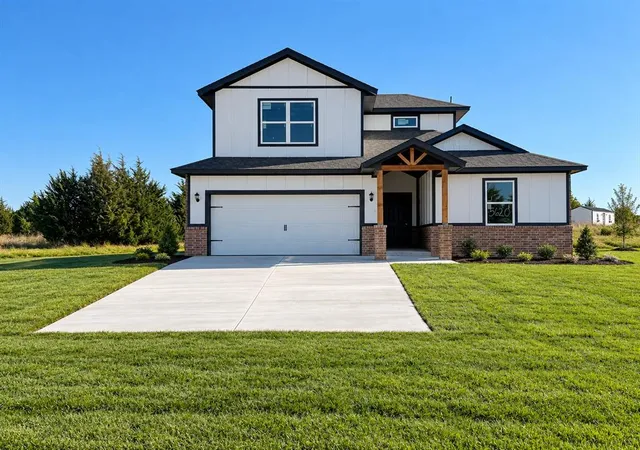 Photo 1 of Single family home for sale at 5620 Little Farms Rd, Guthrie, OK 73044 | MLS# 1247285 | Listing updated on 2026-10-12