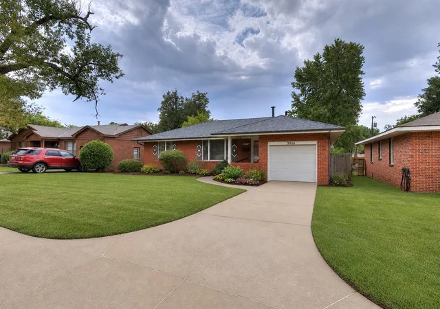 Photo 1 of Sale Pending at 3916 Cashion Pl, Oklahoma City, OK 73112 | MLS# 1247288 | Listing updated on 2026-09-16