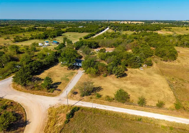 Photo 2 of Single family home for sale at 49940 Bob Crouch Dr, Earlsboro, OK 74840 | MLS# 1247289 | Listing updated on 2026-09-02
