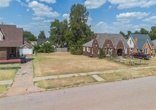 Photo 3 of Sale Pending at 1109 Ne 15th Street, Oklahoma City, OK 73117 | MLS# 1247326 | Listing updated on 2026-09-05
