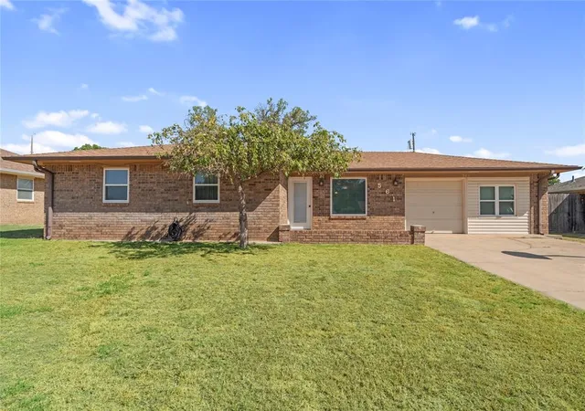 Photo 1 of Single family home for sale at 561 Skyview Dr, Watonga, OK 73772 | MLS# 1247335 | Listing updated on 2026-09-15