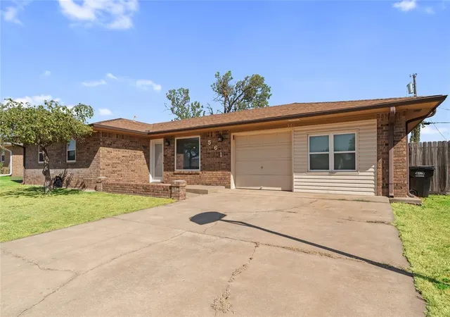 Photo 3 of Single family home for sale at 561 Skyview Dr, Watonga, OK 73772 | MLS# 1247335 | Listing updated on 2026-09-15
