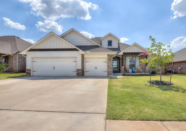 Single family home for sale at 1624 NE 35th Street, Moore, OK 73160 | MLS# 1247345