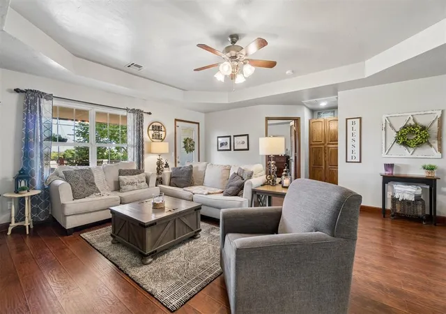 Photo 4 of Single family home for sale at 2096 County Rd 1237, Tuttle, OK 73089 | MLS# 1247361 | Listing updated on 2026-09-05