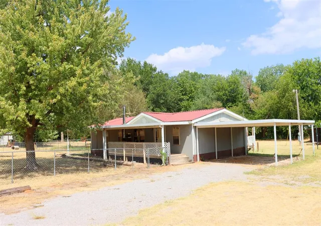 Photo 1 of Sale Pending at 818 Coal Crk Rd, Tuttle, OK 73089 | MLS# 1247386 | Listing updated on 2026-09-04