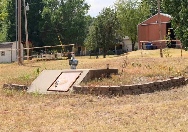 Photo 3 of Sale Pending at 818 Coal Crk Rd, Tuttle, OK 73089 | MLS# 1247386 | Listing updated on 2026-09-04