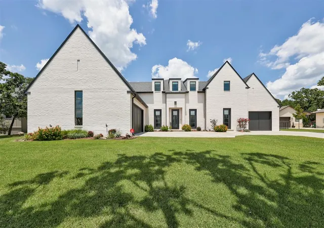 Photo 2 of Single family home for sale at 10109 Ne 144th Street, Jones, OK 73049 | MLS# 1247397 | Listing updated on 2026-09-03