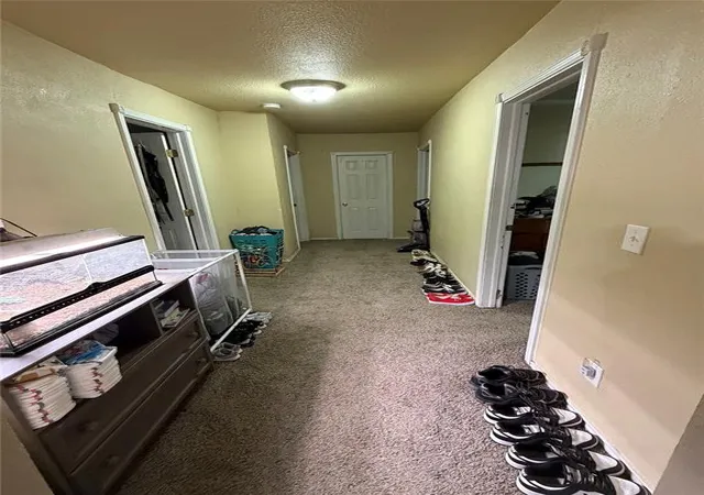 Photo 4 of Single family home for sale at 921 E Highway 19, Chickasha, OK 73018 | MLS# 1247400 | Listing updated on 2026-09-03