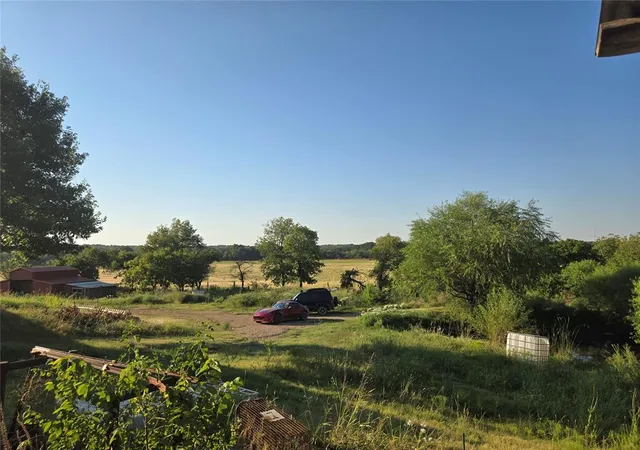 Photo 4 of Single family home for sale at 4760 E Bender Rd, Newkirk, OK 74647 | MLS# 1247410 | Listing updated on 2026-10-28
