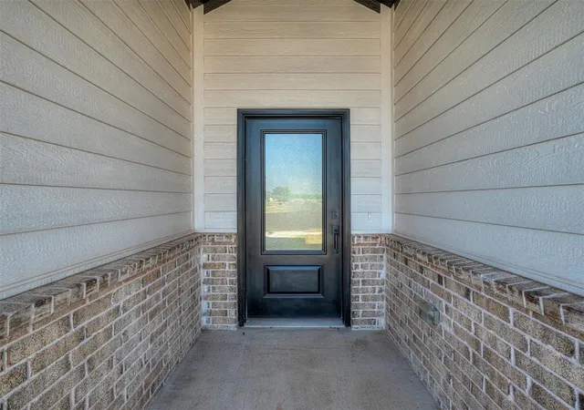 Photo 3 of Single family home for sale at 1237 E Stetson Ln, Mustang, OK 73064 | MLS# 1247411 | Listing updated on 2026-09-30